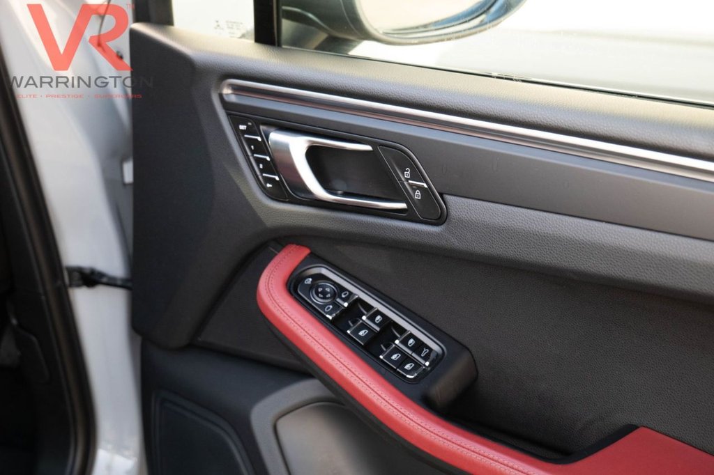 Used Porsche Macan 2022 for sale - 77007087: Photo 22