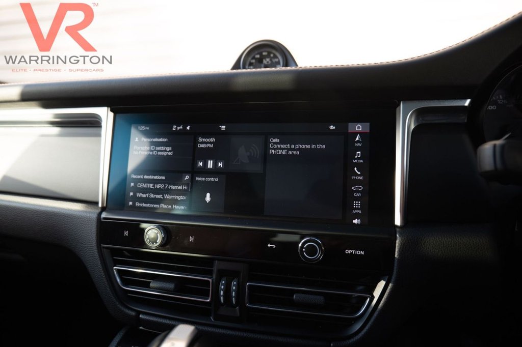 Used Porsche Macan 2022 for sale - 77007087: Photo 30