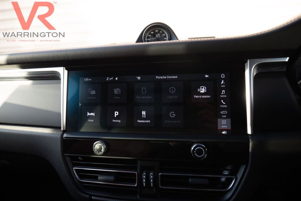 Used Porsche Macan 2022 for sale - 77007087: Photo 31