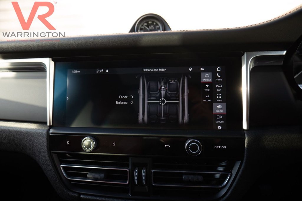 Used Porsche Macan 2022 for sale - 77007087: Photo 32