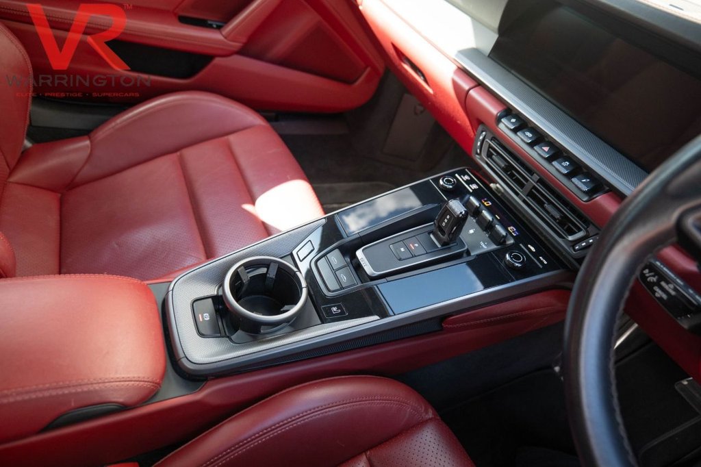 Used Porsche 911 2022 for sale - 76655384: Photo 24