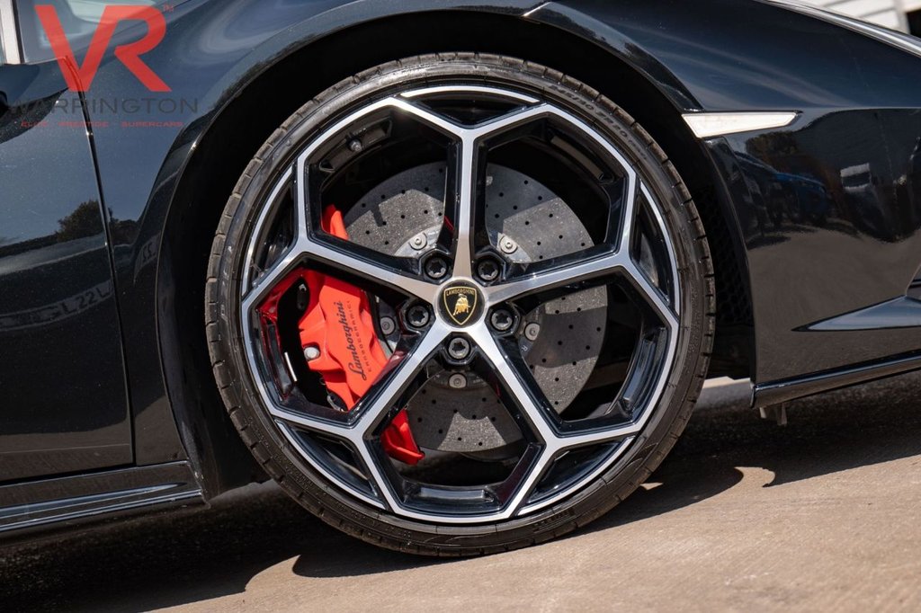 Used Lamborghini Huracan 2022 for sale - 76546399: Photo 14