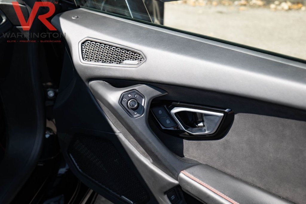 Used Lamborghini Huracan 2022 for sale - 76546399: Photo 18