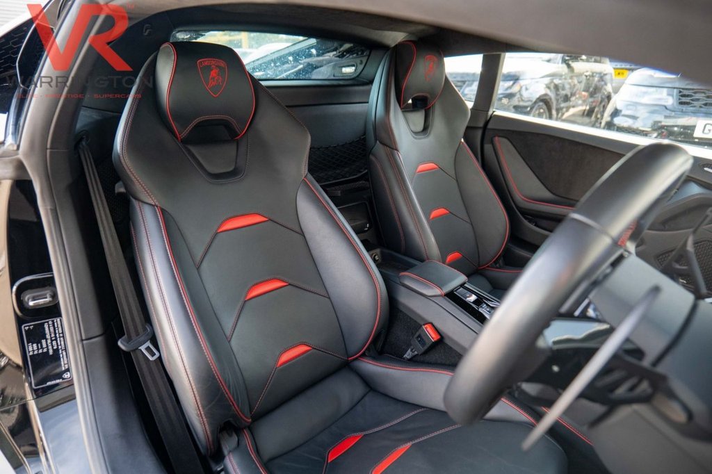 Used Lamborghini Huracan 2022 for sale - 76546399: Photo 21