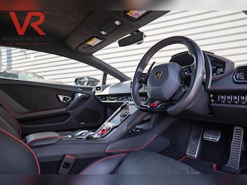 Used Lamborghini Huracan 2022 for sale - 76546399: Photo