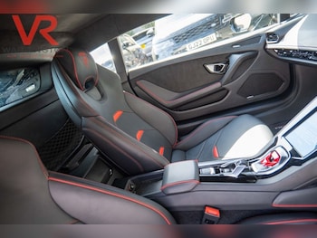 Used Lamborghini Huracan 2022 for sale - 76546399: Photo