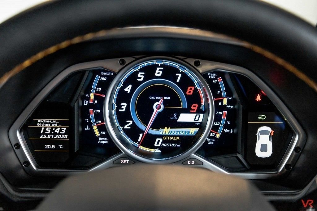 Used Lamborghini Aventador 2016 for sale - 76617374: Photo 19