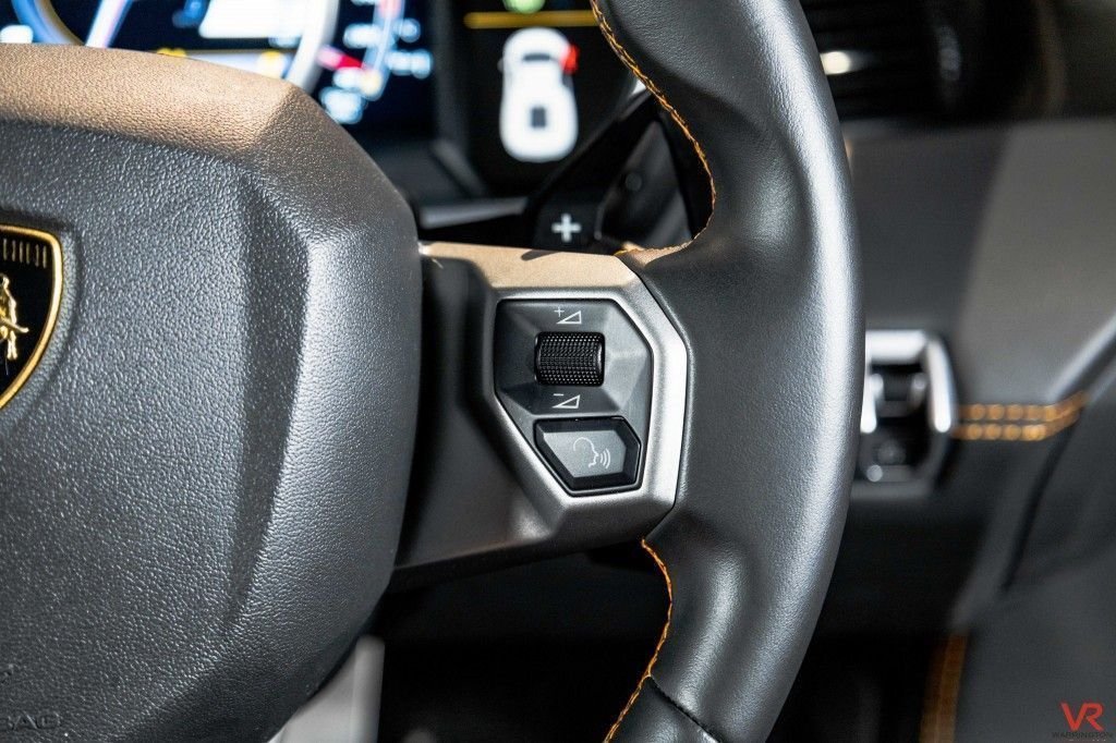 Used Lamborghini Aventador 2016 for sale - 76617374: Photo 20