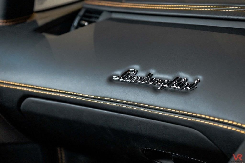 Used Lamborghini Aventador 2016 for sale - 76617374: Photo 32