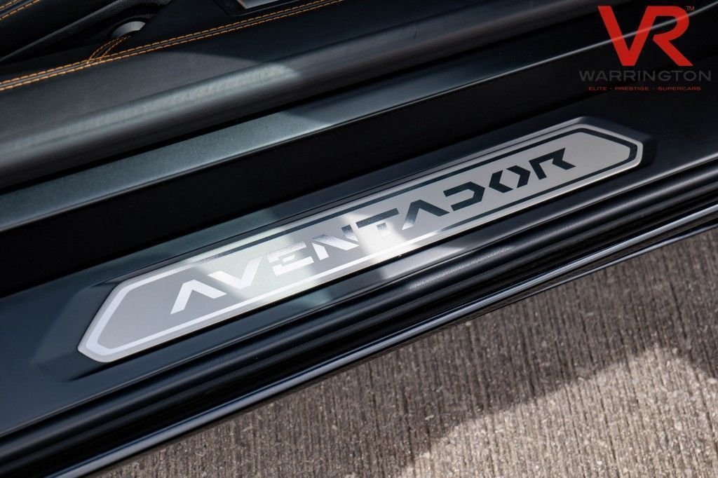 Used Lamborghini Aventador 2016 for sale - 76617374: Photo 35