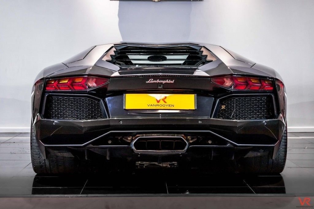 Used Lamborghini Aventador 2016 for sale - 76617374: Photo 42