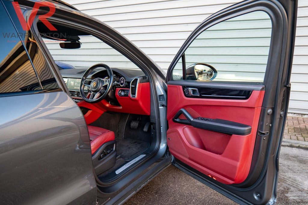 Used Porsche Cayenne 2022 for sale - 76740409: Photo 21