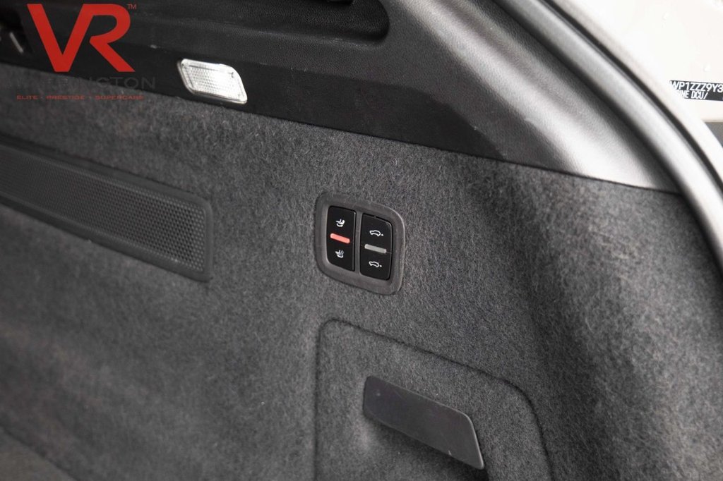 Used Porsche Cayenne 2023 for sale - 78082948: Photo 18