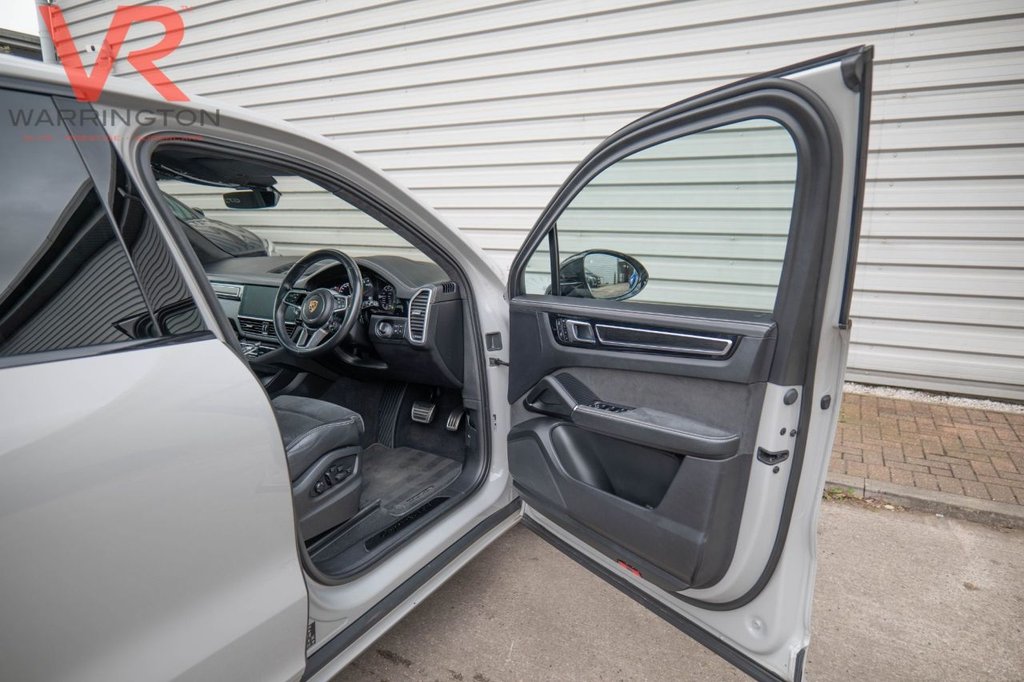 Used Porsche Cayenne 2023 for sale - 78082948: Photo 22