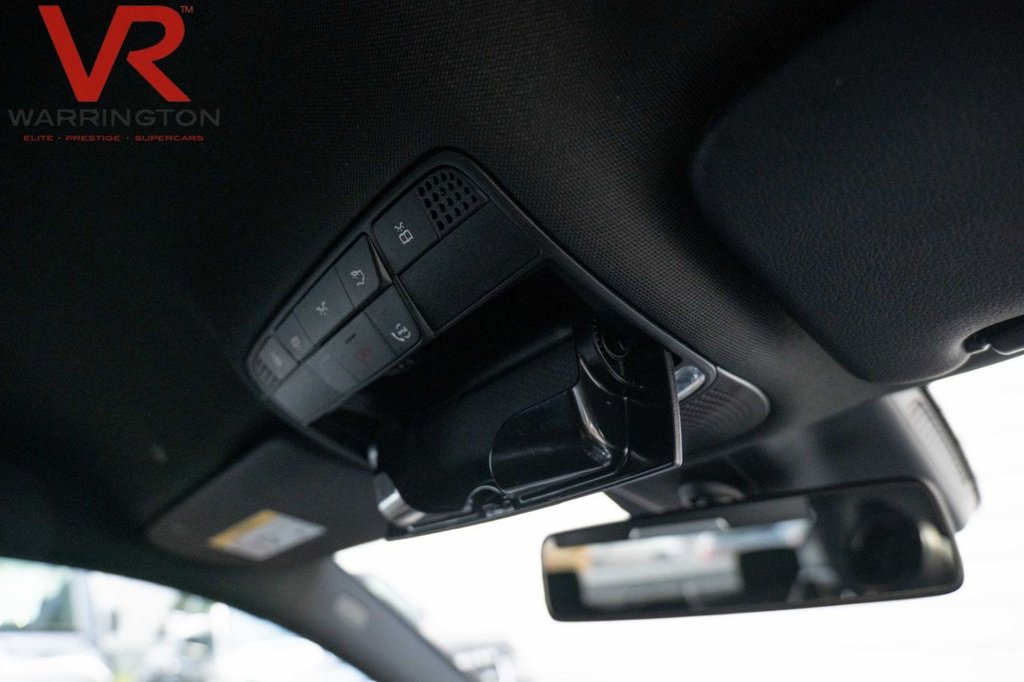 Used Mercedes-Benz C Class 2019 for sale - 76631819: Photo 31