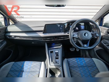 Used Volkswagen Golf 2021 for sale - 76546376: Photo