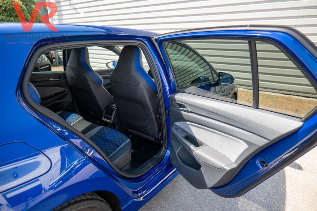 Used Volkswagen Golf 2021 for sale - 76546376: Photo 32