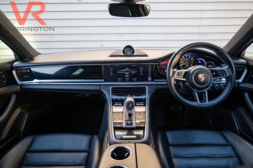 Used Porsche Panamera 2019 for sale - 76631763: Photo 2