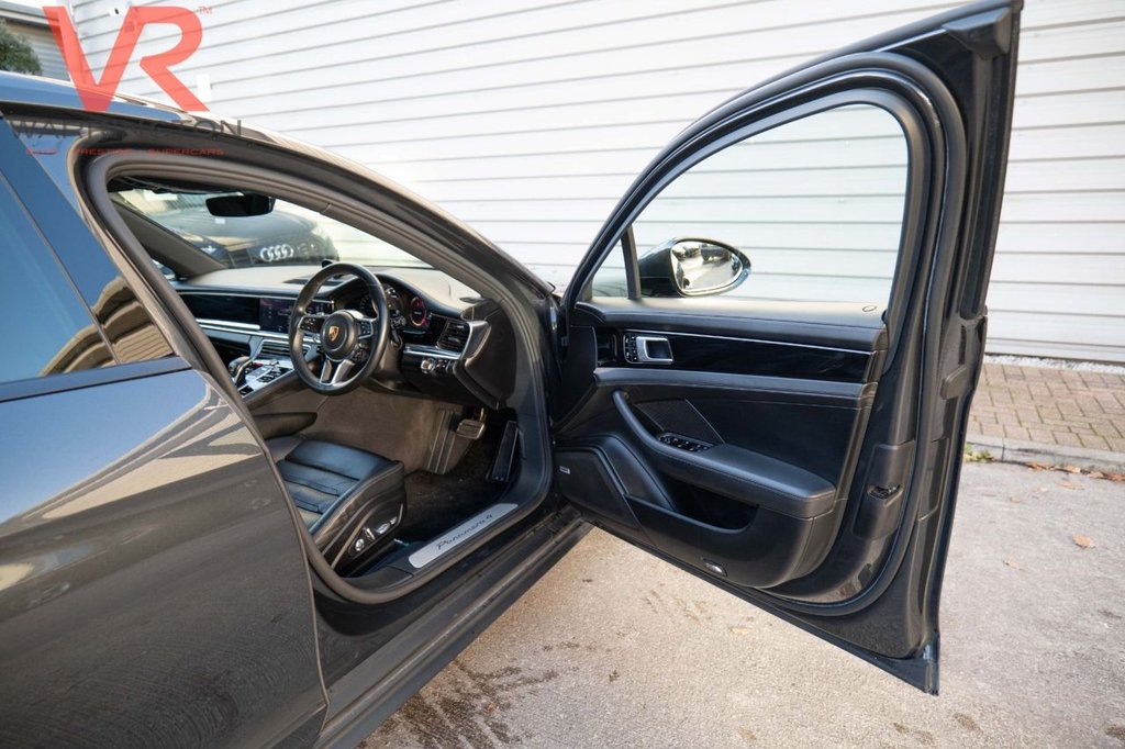 Used Porsche Panamera 2019 for sale - 76631763: Photo 21