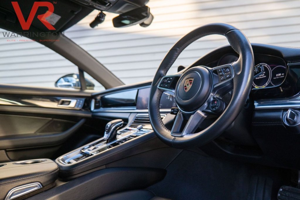 Used Porsche Panamera 2019 for sale - 76631763: Photo 8