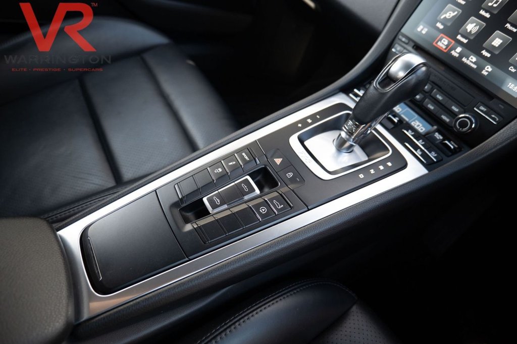 Used Porsche Boxster 2022 for sale - 76546357: Photo 25