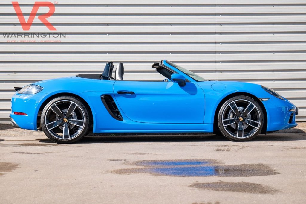 Used Porsche Boxster 2022 for sale - 76546357: Photo 41