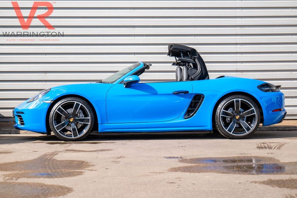 Used Porsche Boxster 2022 for sale - 76546357: Photo 9