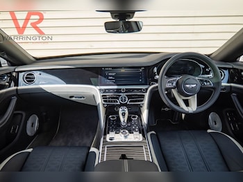 Used Bentley Flying Spur 2025 for sale - 77654976: Photo