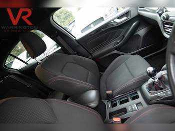 Used Ford Focus 2019 for sale - 77806890: Photo