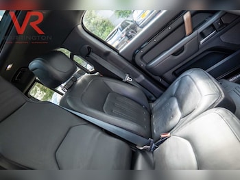 Used Land Rover Defender 110 2021 for sale - 79032538: Photo