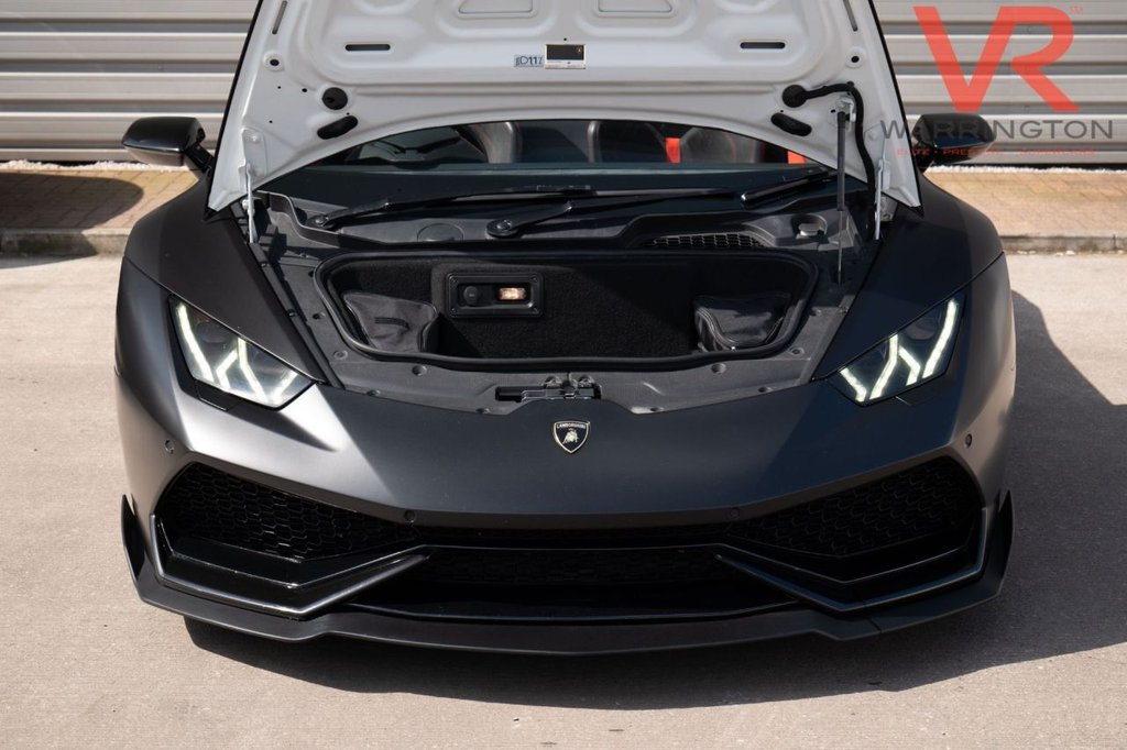 Used Lamborghini Huracan 2017 for sale - 77302639: Photo 18