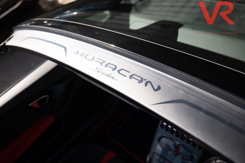 Used Lamborghini Huracan 2017 for sale - 77302639: Photo 25