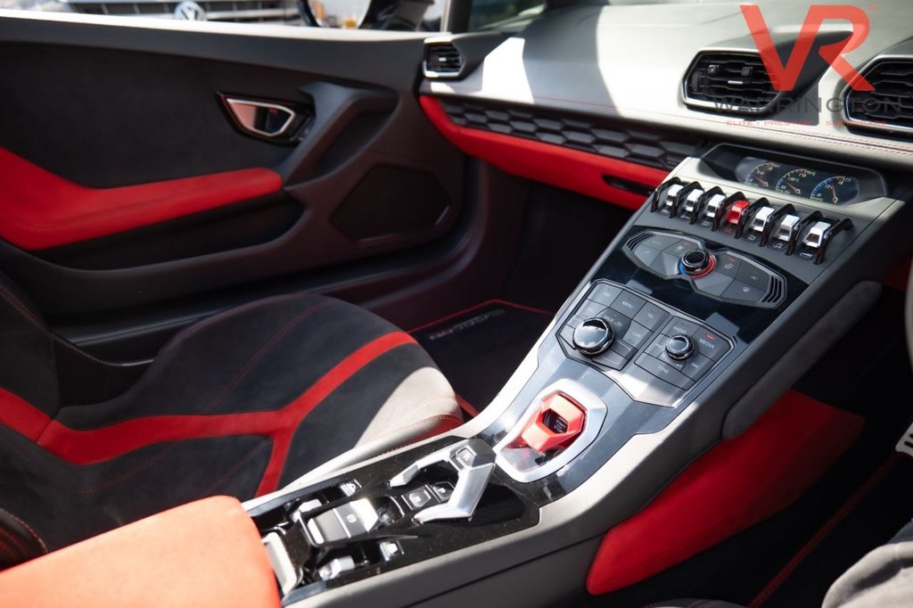 Used Lamborghini Huracan 2017 for sale - 77302639: Photo 26