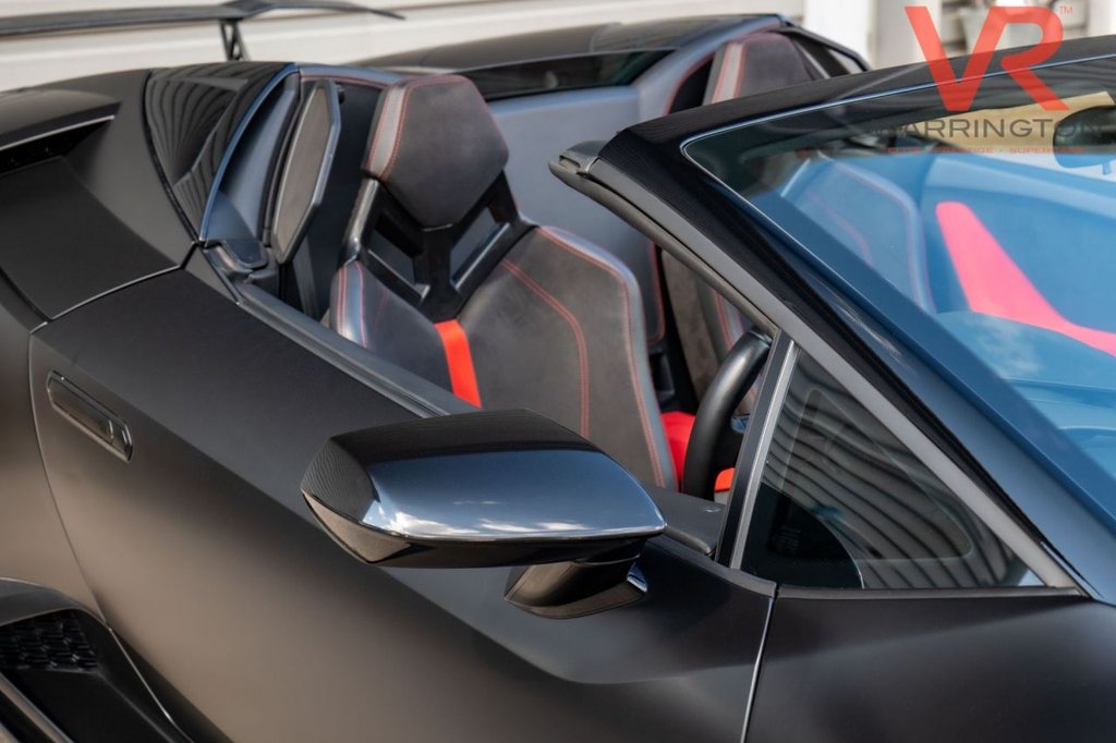 Used Lamborghini Huracan 2017 for sale - 77302639: Photo 38