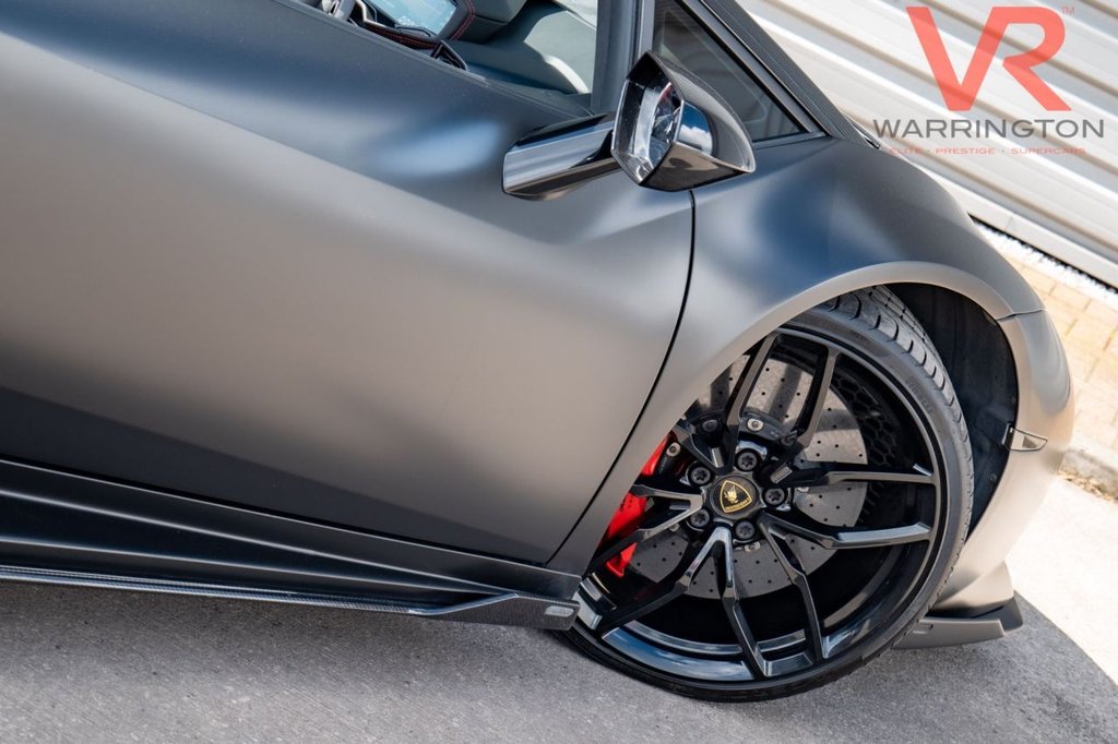 Used Lamborghini Huracan 2017 for sale - 77302639: Photo 39