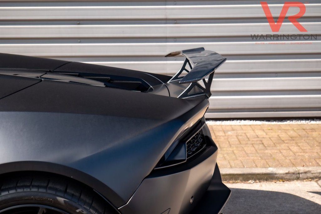 Used Lamborghini Huracan 2017 for sale - 77302639: Photo 40