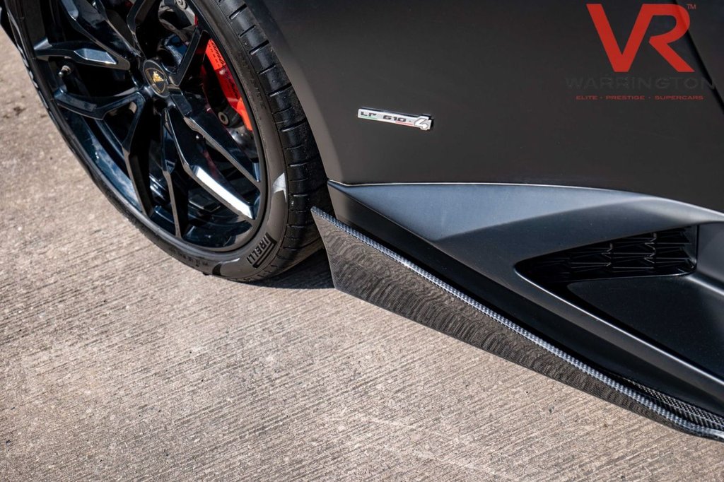 Used Lamborghini Huracan 2017 for sale - 77302639: Photo 44