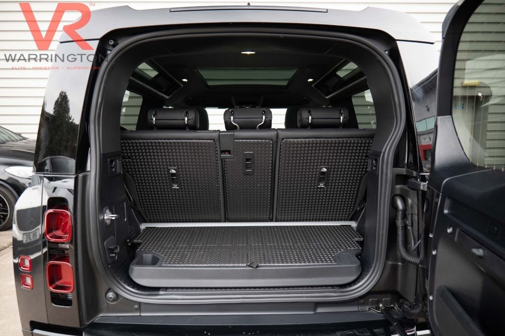 Used Land Rover Defender 2025 for sale - 78110288: Photo 15