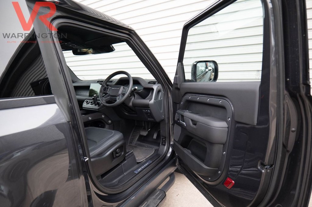 Used Land Rover Defender 2025 for sale - 78110288: Photo 18