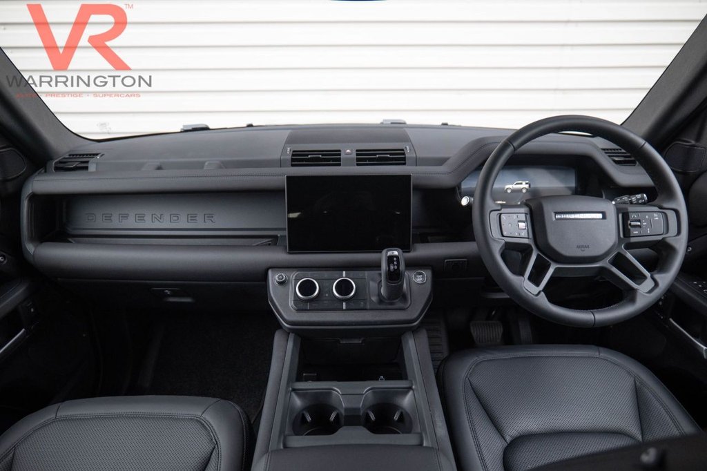 Used Land Rover Defender 2025 for sale - 78110288: Photo 2