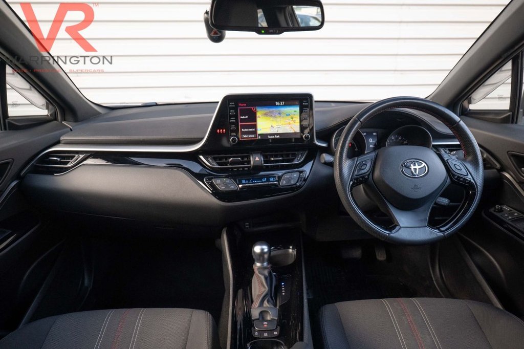 Used Toyota C-HR 2022 for sale - 78083246: Photo 2