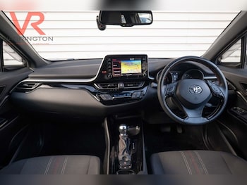 Used Toyota C-HR 2022 for sale - 78083246: Photo