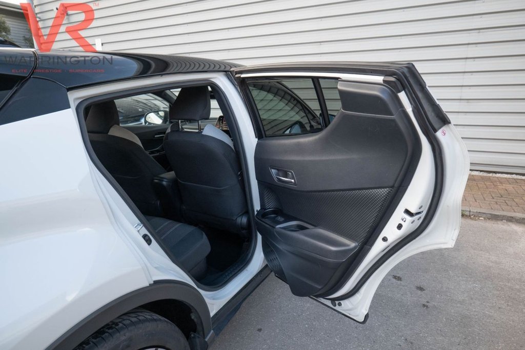 Used Toyota C-HR 2022 for sale - 78083246: Photo 30