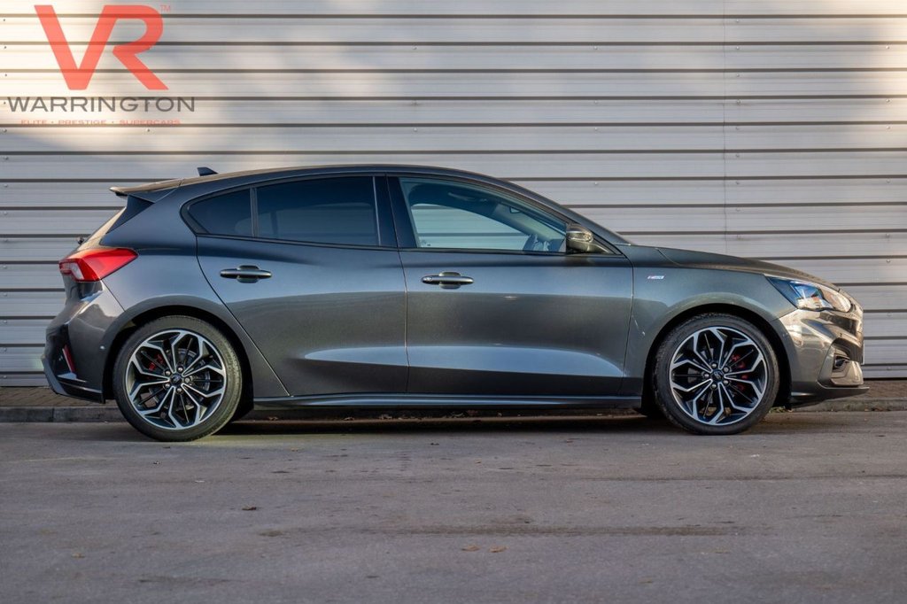 Used Ford Focus 2019 for sale - 76605205: Photo 16