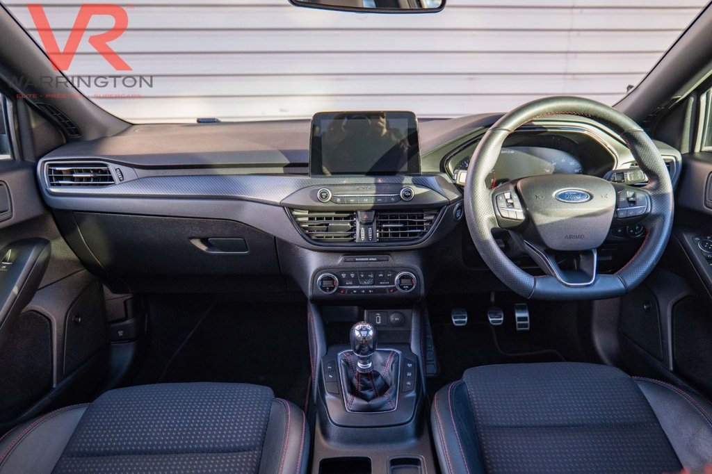 Used Ford Focus 2019 for sale - 76605205: Photo 2