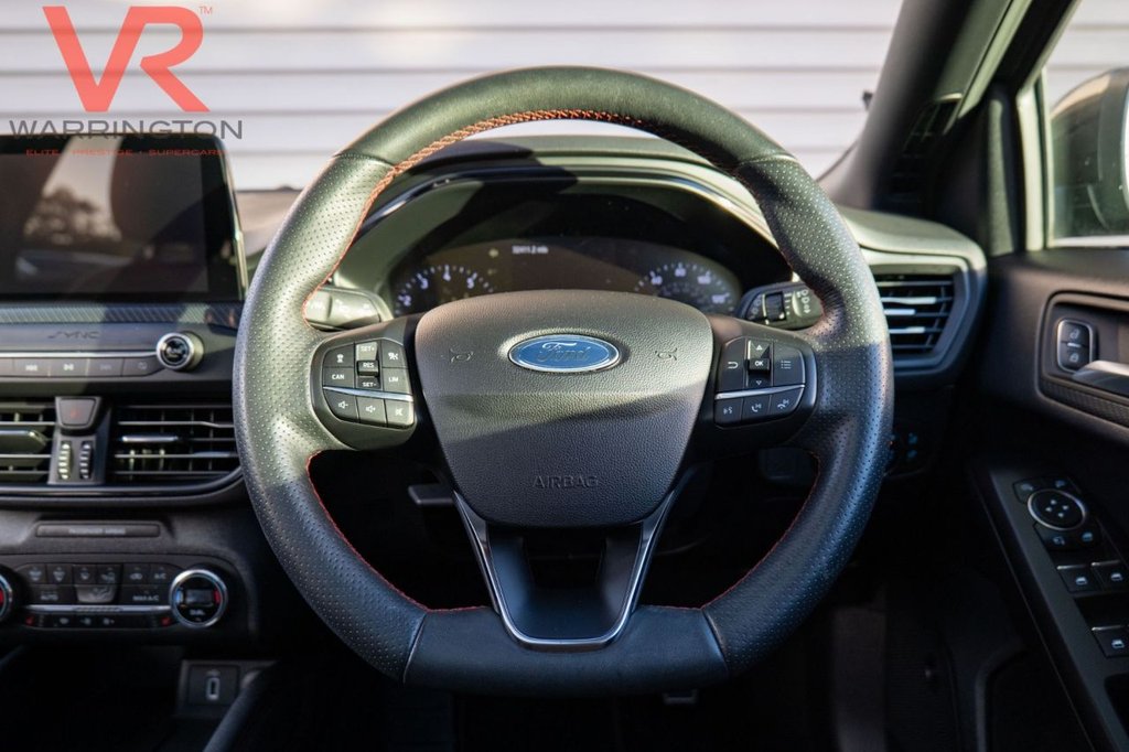 Used Ford Focus 2019 for sale - 76605205: Photo 8