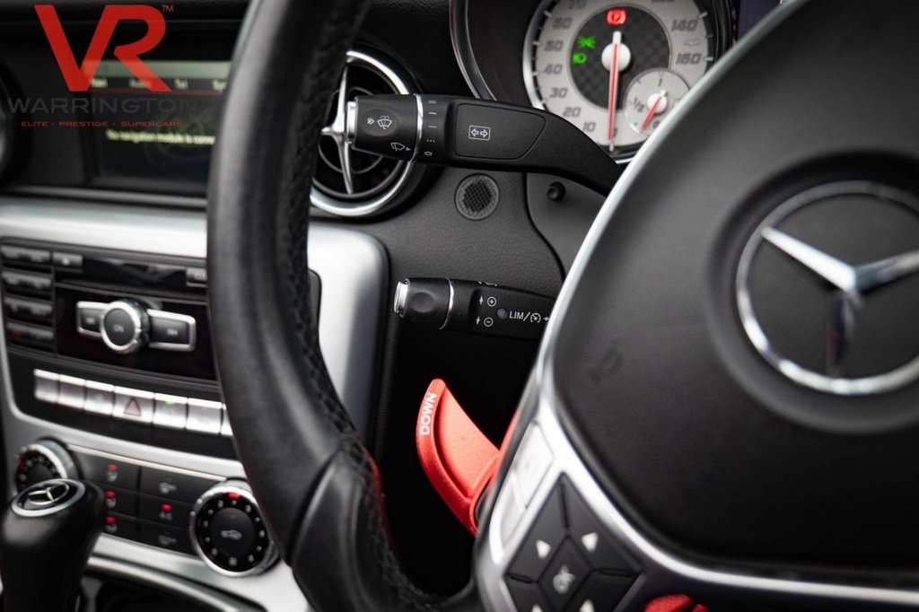 Used Mercedes-Benz SLK 2015 for sale - 77065215: Photo 13