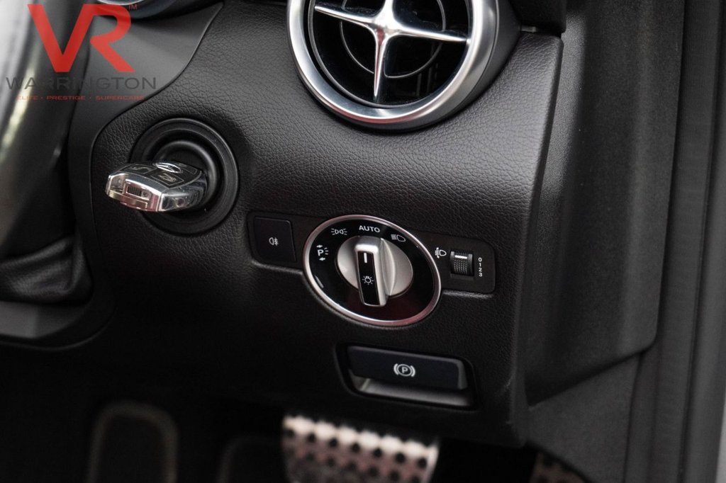 Used Mercedes-Benz SLK 2015 for sale - 77065215: Photo 15