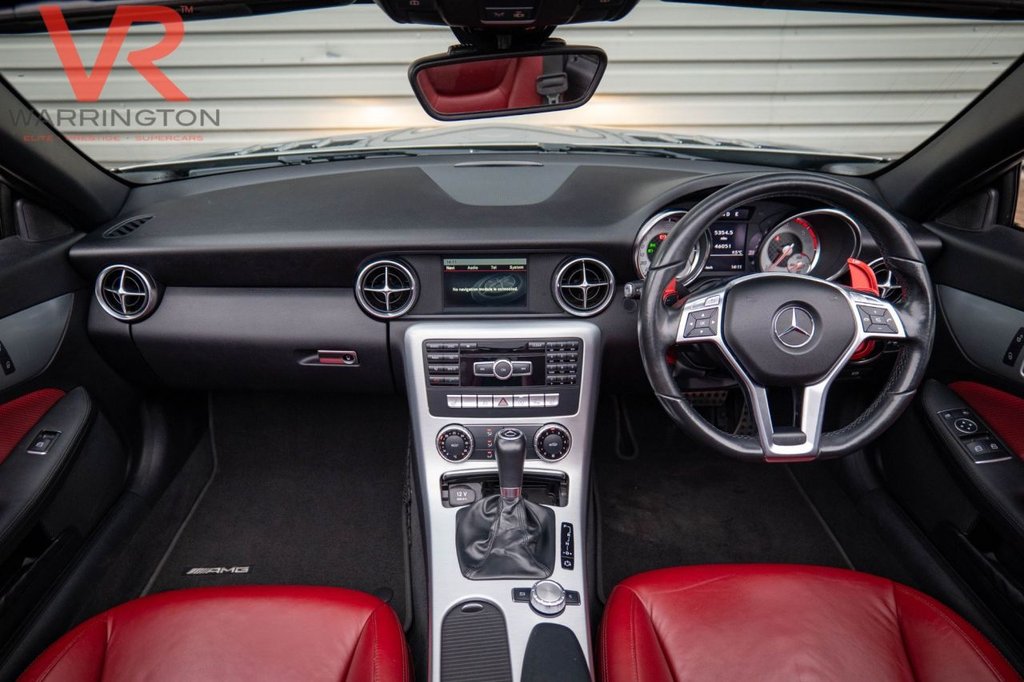 Used Mercedes-Benz SLK 2015 for sale - 77065215: Photo 2