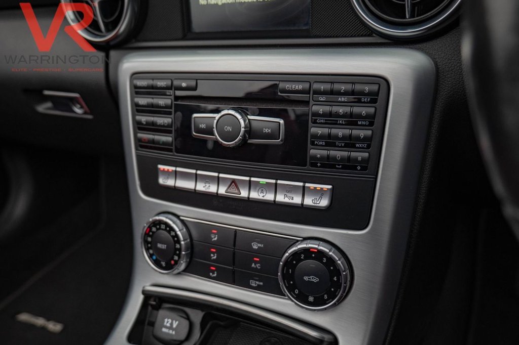 Used Mercedes-Benz SLK 2015 for sale - 77065215: Photo 30